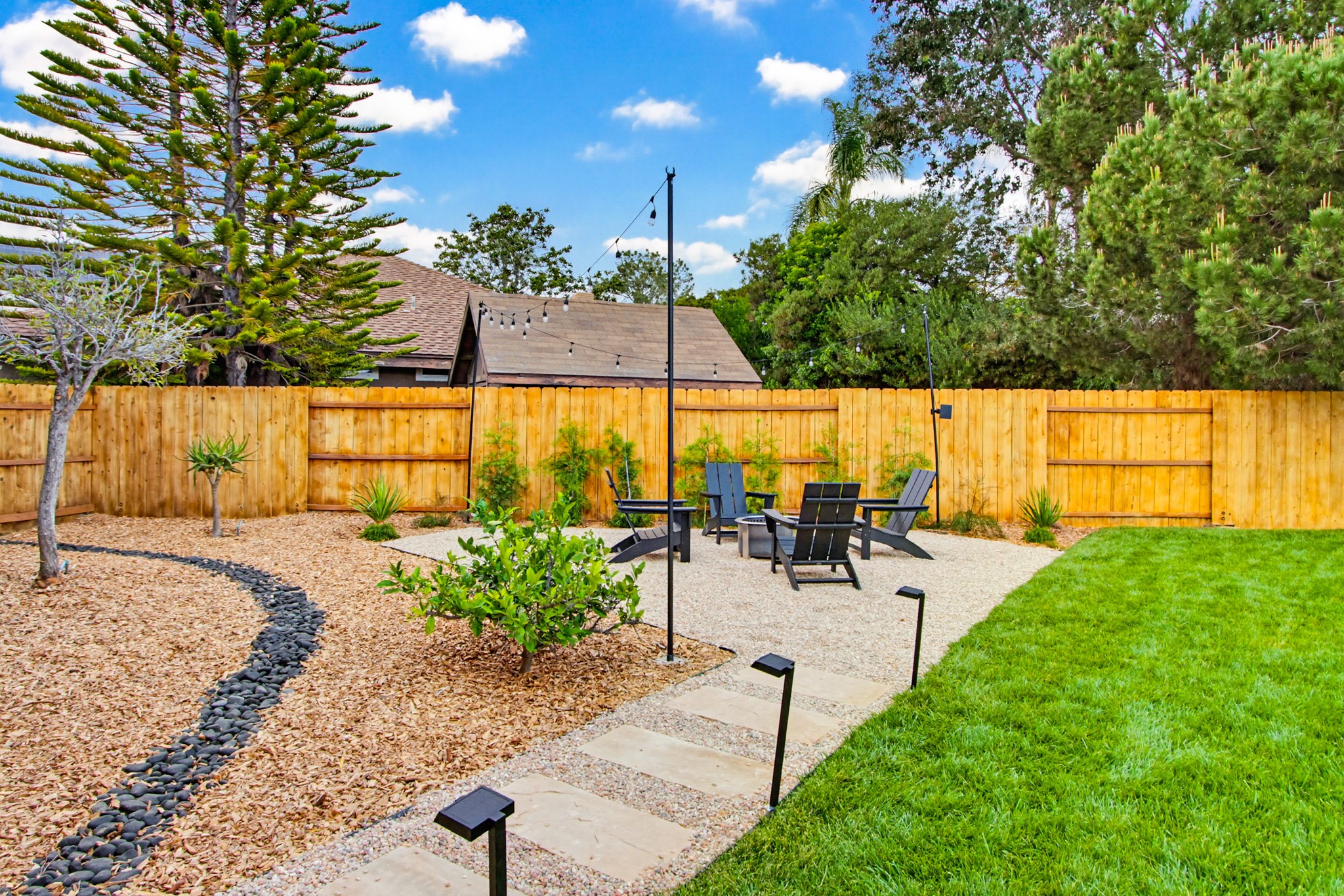 Virtual tour photo 82 of 86 for 287 Sharp Pl