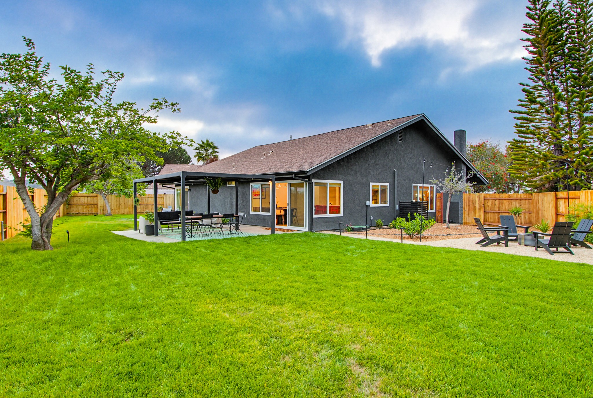 Virtual tour photo 85 of 86 for 287 Sharp Pl