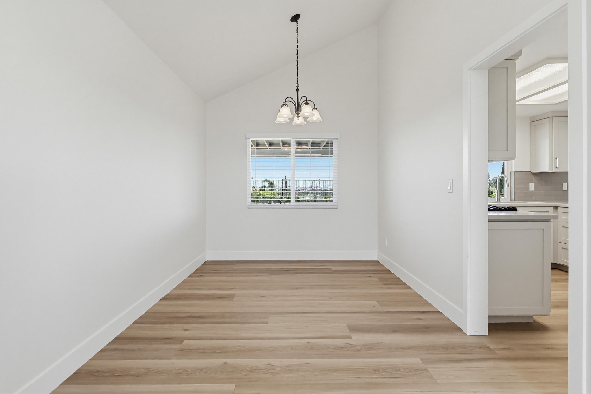 Virtual tour photo 16 of 69 for 28712 Mt Rushmore Rd