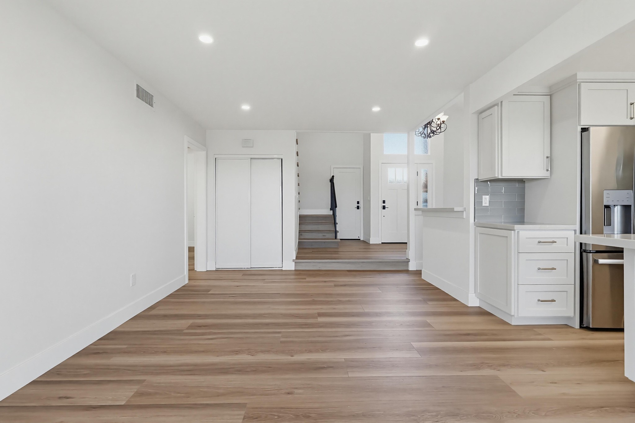 Virtual tour photo 32 of 69 for 28712 Mt Rushmore Rd