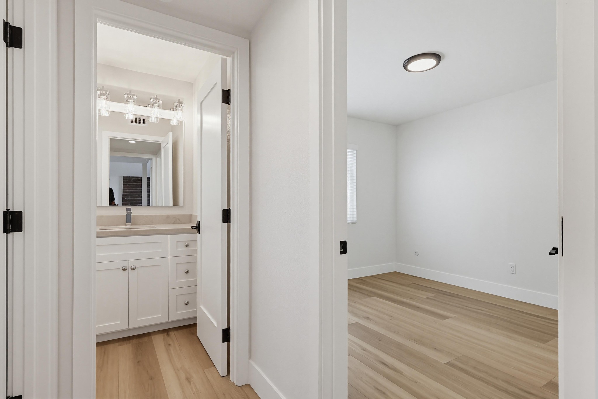 Virtual tour photo 33 of 69 for 28712 Mt Rushmore Rd