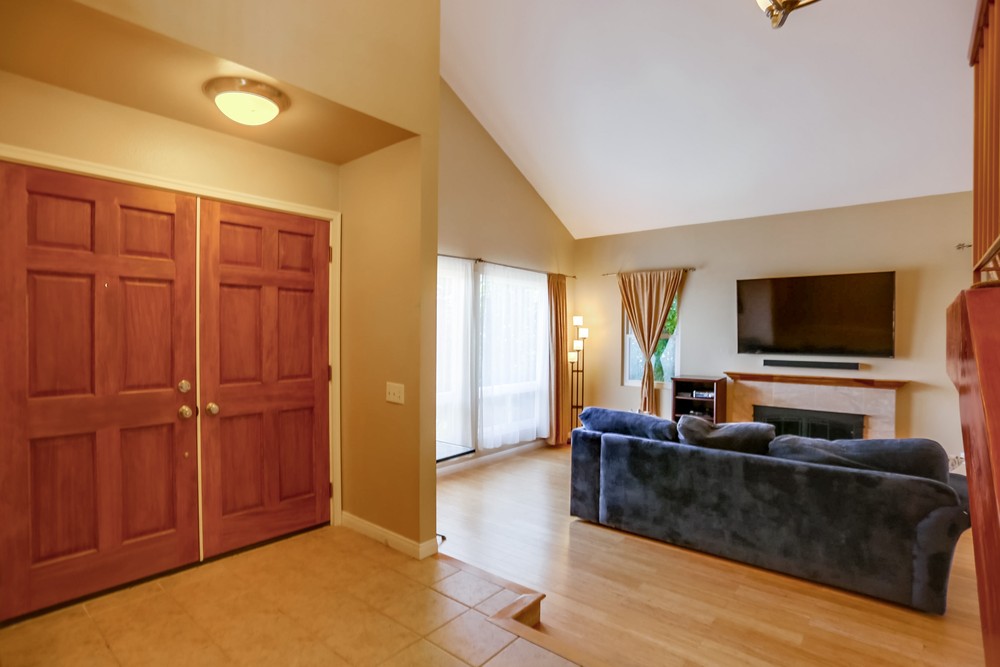 Virtual tour photo 10 of 69 for 2872 Brannick Pl