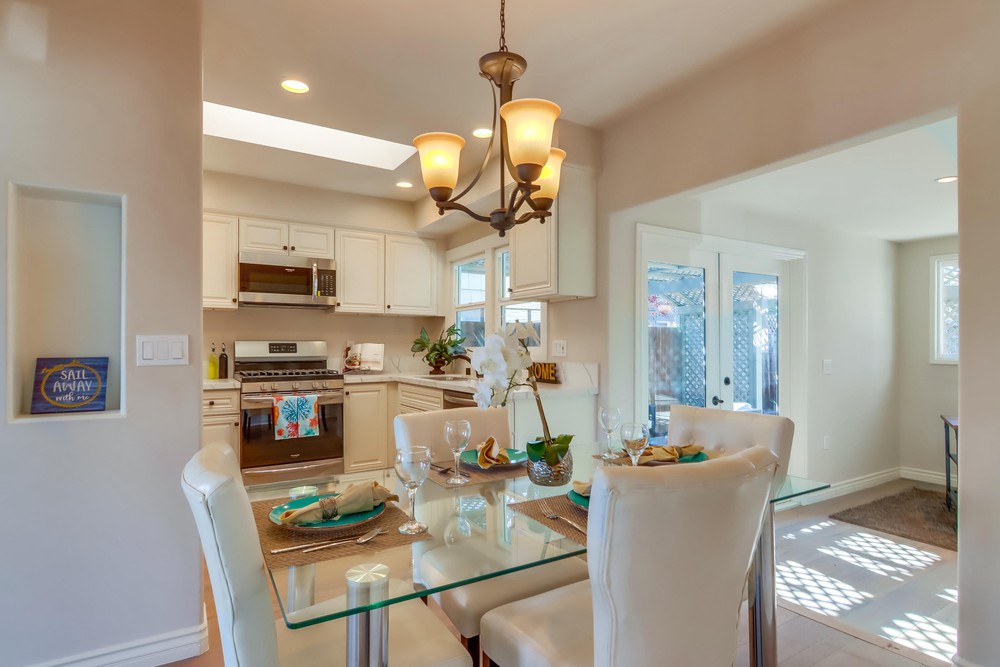 Virtual tour photo 16 of 54 for 2877 Collier Ave