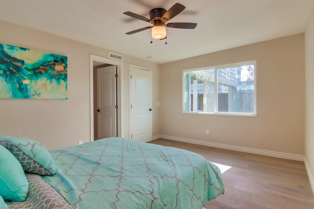 Virtual tour photo 25 of 54 for 2877 Collier Ave