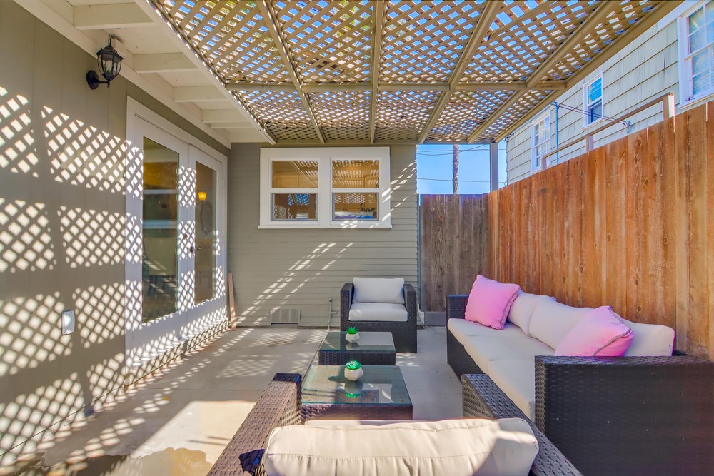 Virtual tour photo 48 of 54 for 2877 Collier Ave