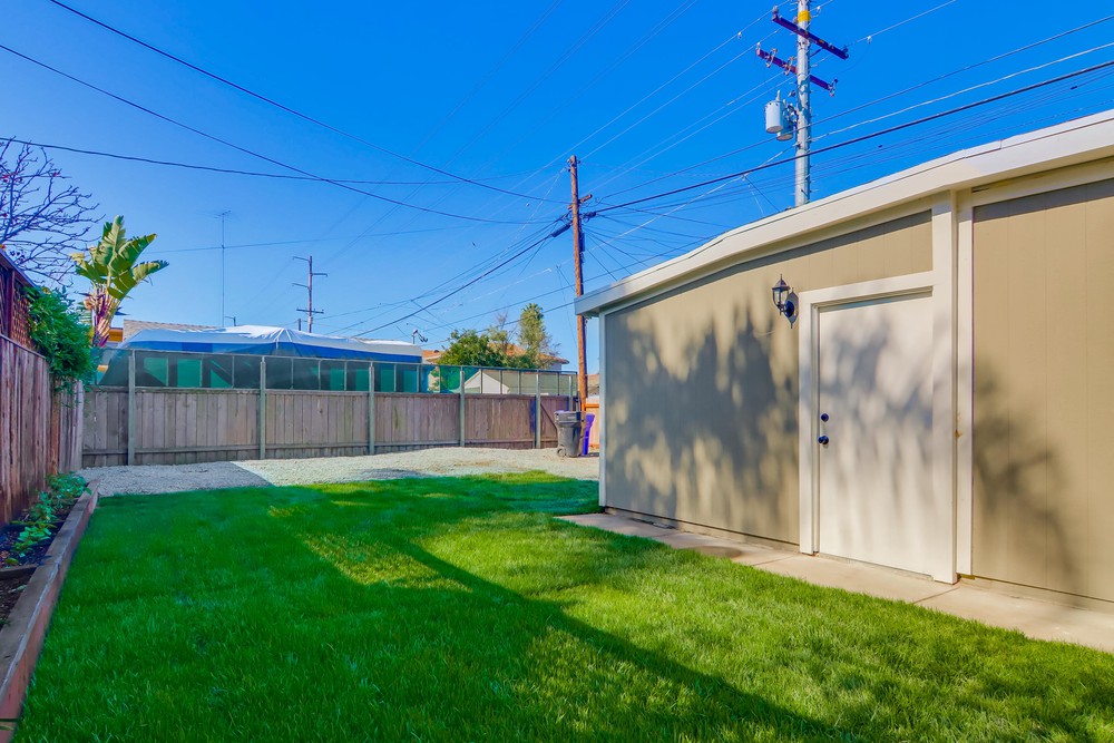 Virtual tour photo 51 of 54 for 2877 Collier Ave