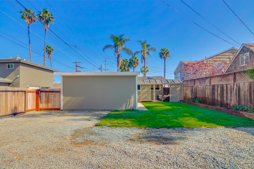 Virtual tour photo 54 of 54 for 2877 Collier Ave