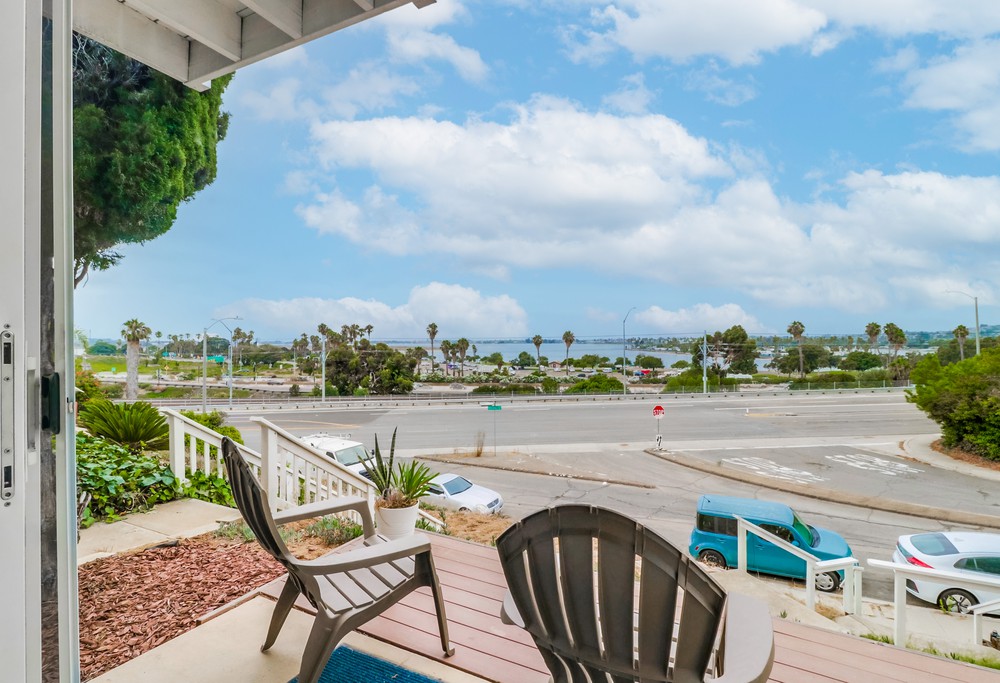Virtual tour photo 7 of 62 for 2877 McGraw St