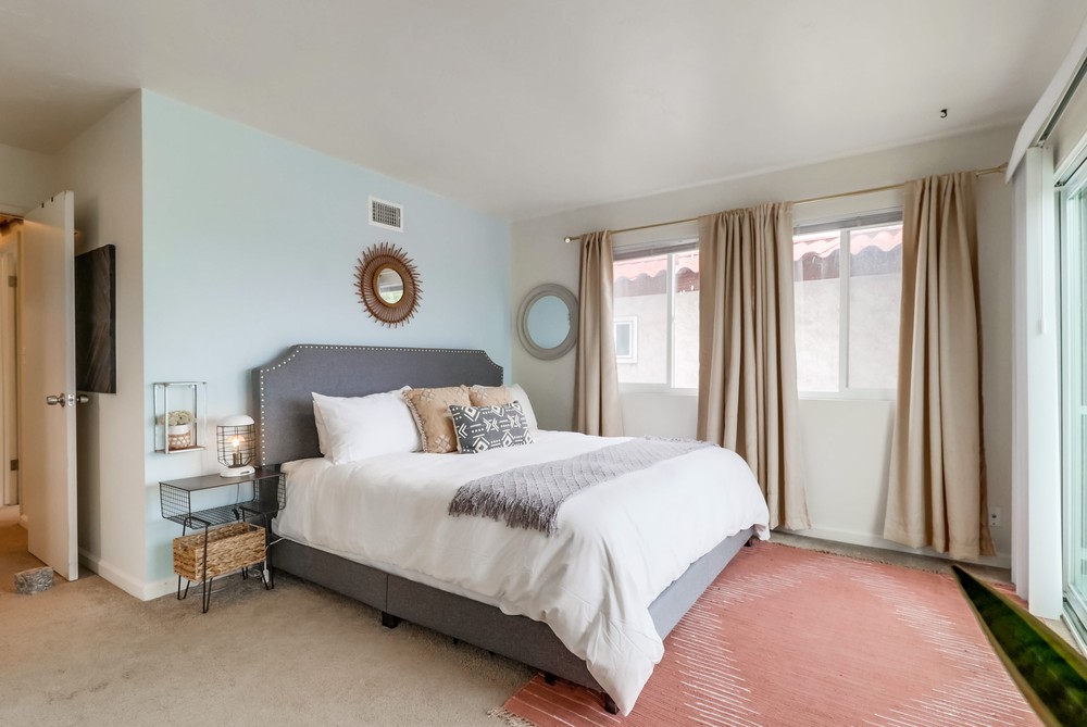 Virtual tour photo 41 of 62 for 2877 McGraw St