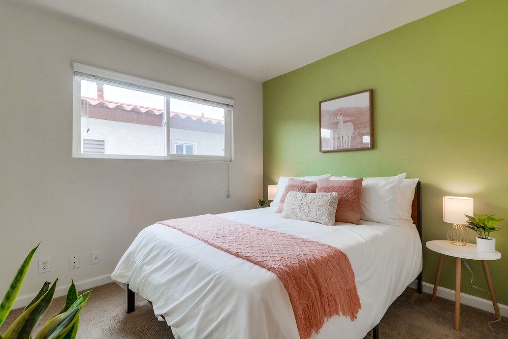 Virtual tour photo 52 of 62 for 2877 McGraw St