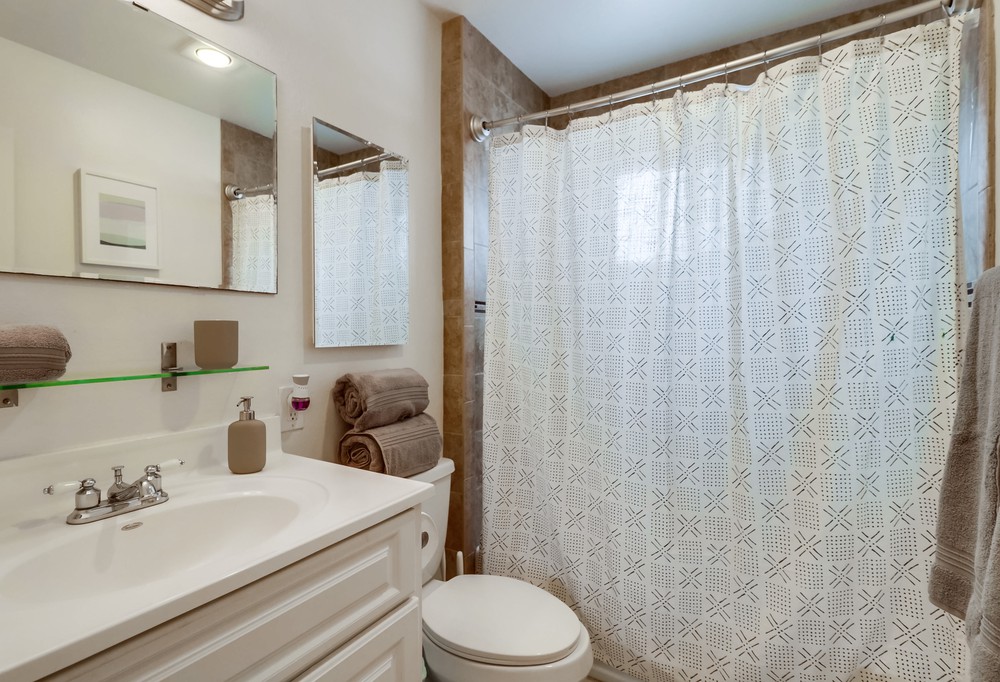 Virtual tour photo 56 of 62 for 2877 McGraw St