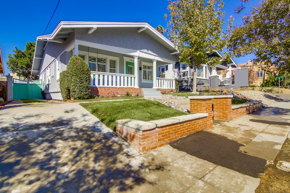 Virtual tour photo 4 of 47 for 2878 Fir St. San Diego
