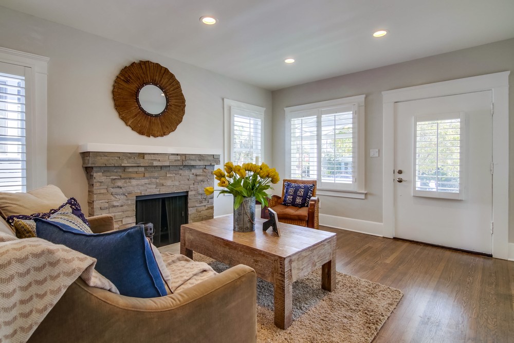 Virtual tour photo 12 of 47 for 2878 Fir St. San Diego