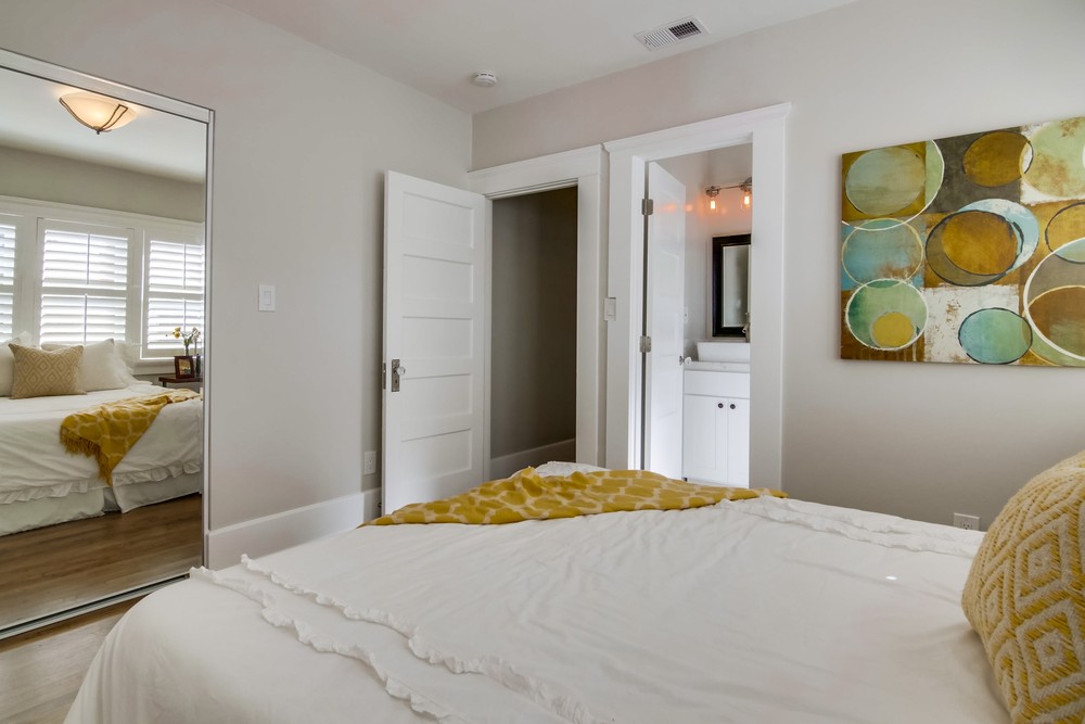 Virtual tour photo 31 of 47 for 2878 Fir St. San Diego