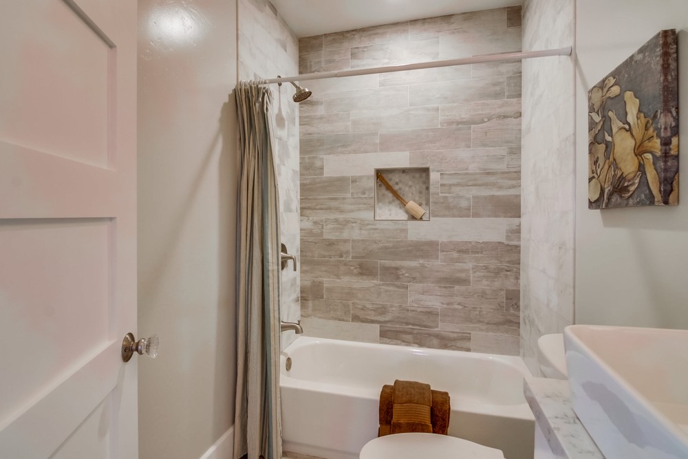 Virtual tour photo 41 of 47 for 2878 Fir St. San Diego