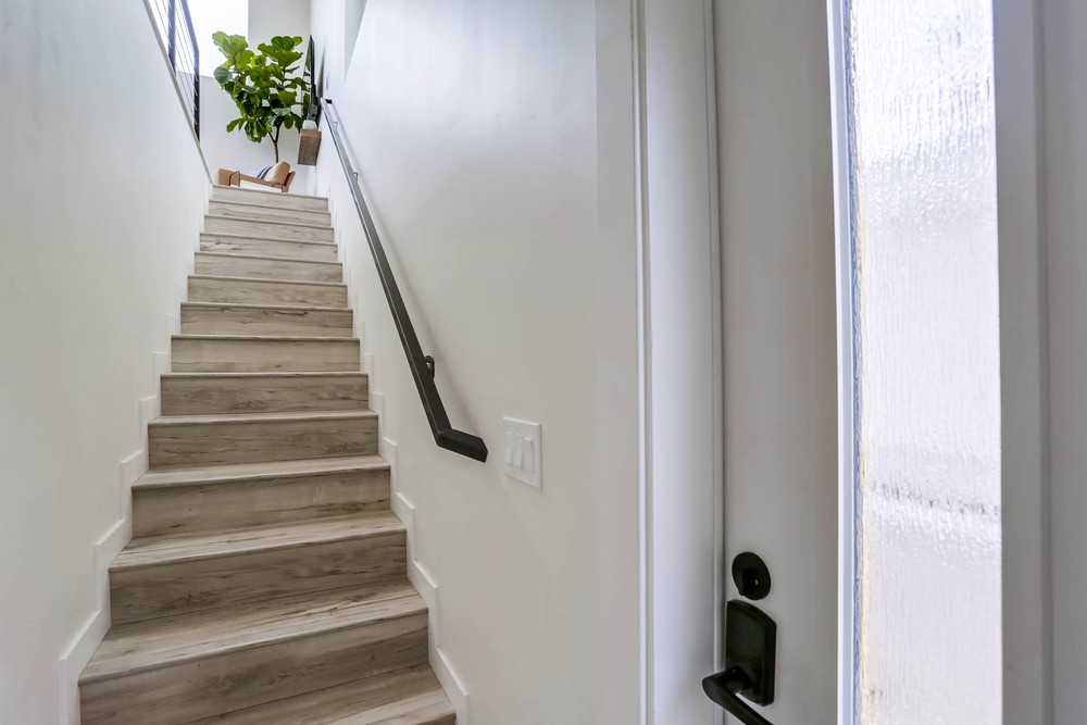 Virtual tour photo 6 of 35 for 2879 McGraw St