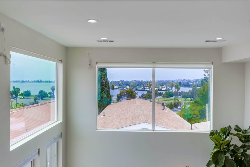 Virtual tour photo 25 of 35 for 2879 McGraw St