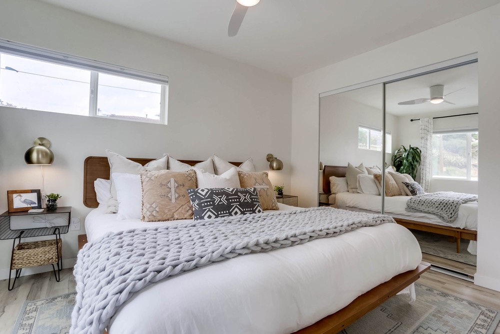 Virtual tour photo 26 of 35 for 2879 McGraw St