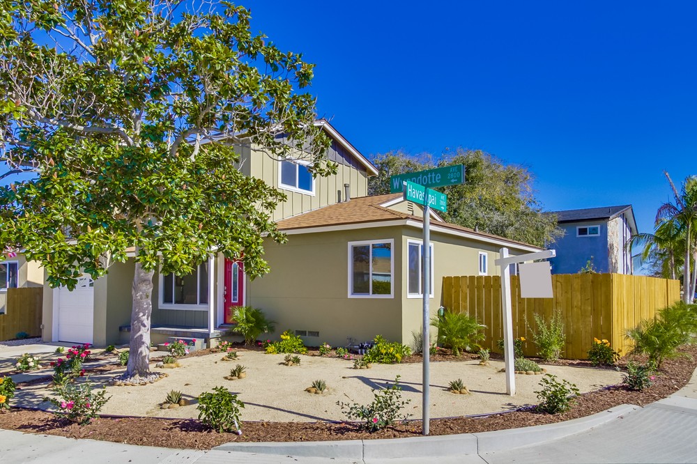 Virtual tour photo 3 of 37 for 2880 Wyandotte Ave