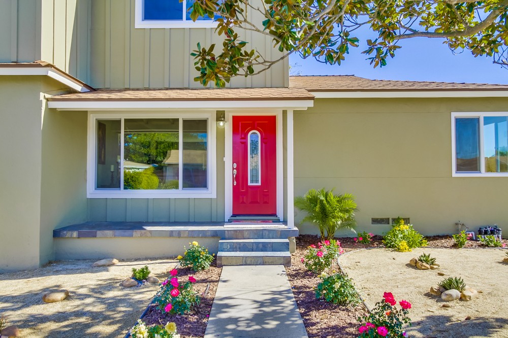 Virtual tour photo 6 of 37 for 2880 Wyandotte Ave