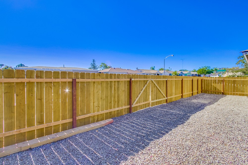 Virtual tour photo 31 of 37 for 2880 Wyandotte Ave