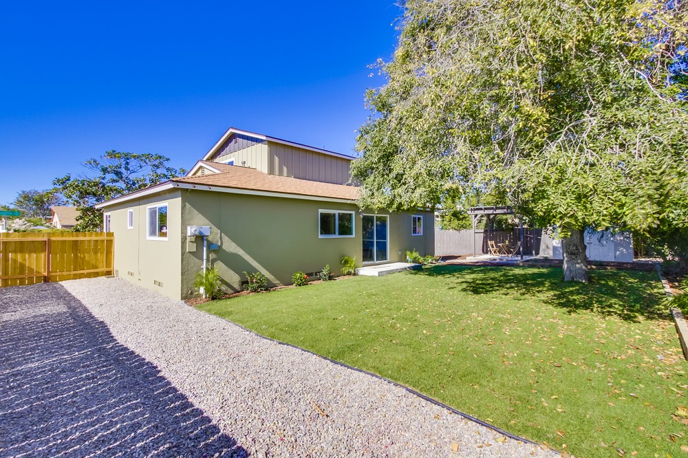 Virtual tour photo 32 of 37 for 2880 Wyandotte Ave