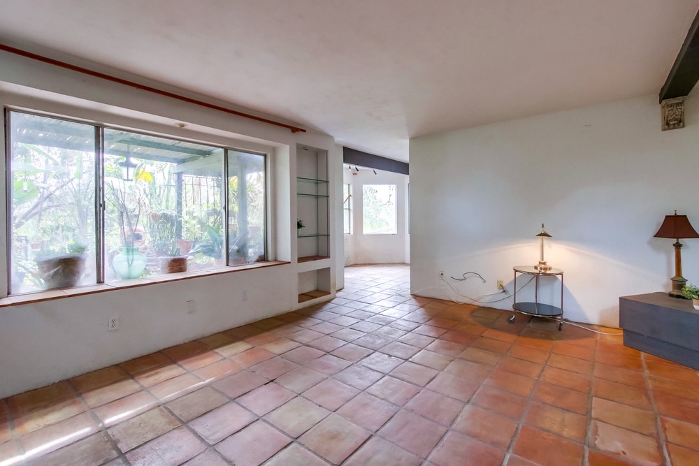 Virtual tour photo 10 of 43 for 2885 47th St