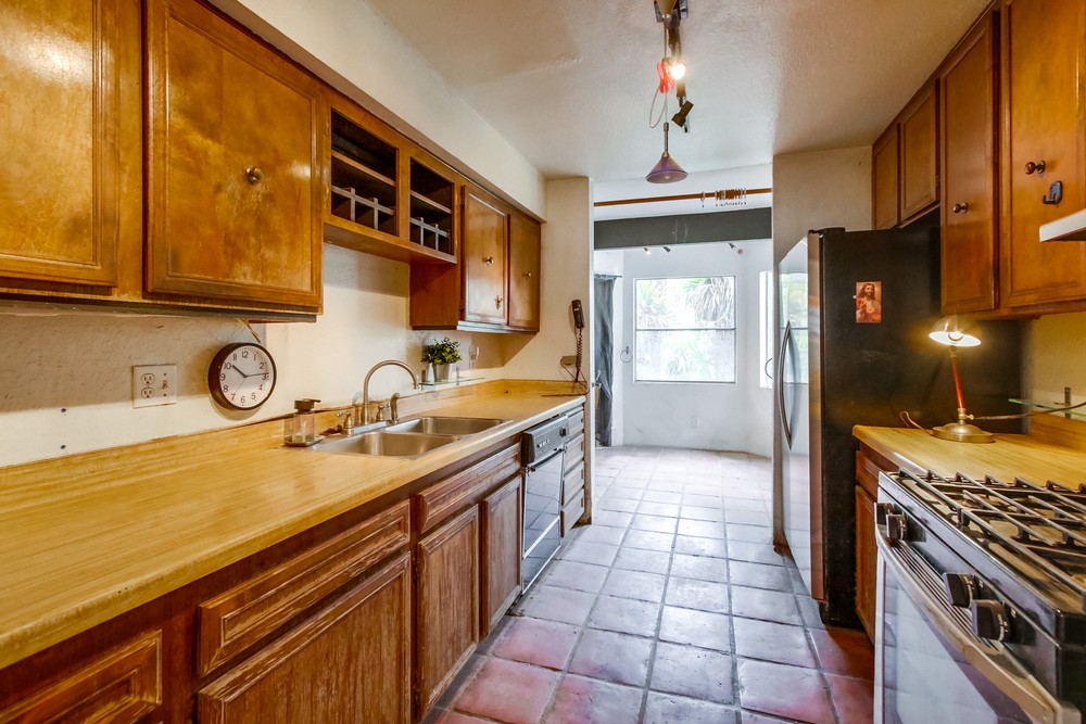 Virtual tour photo 16 of 43 for 2885 47th St