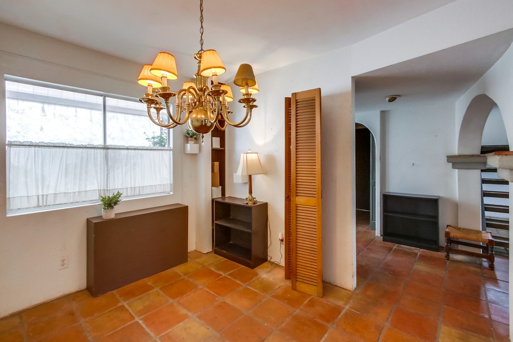 Virtual tour photo 17 of 43 for 2885 47th St