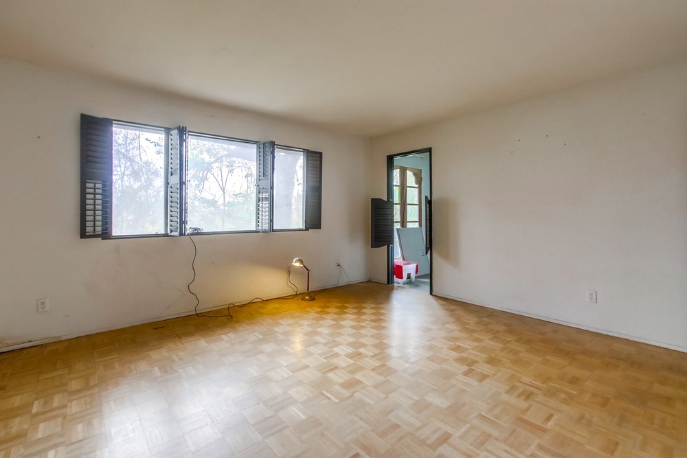 Virtual tour photo 26 of 43 for 2885 47th St