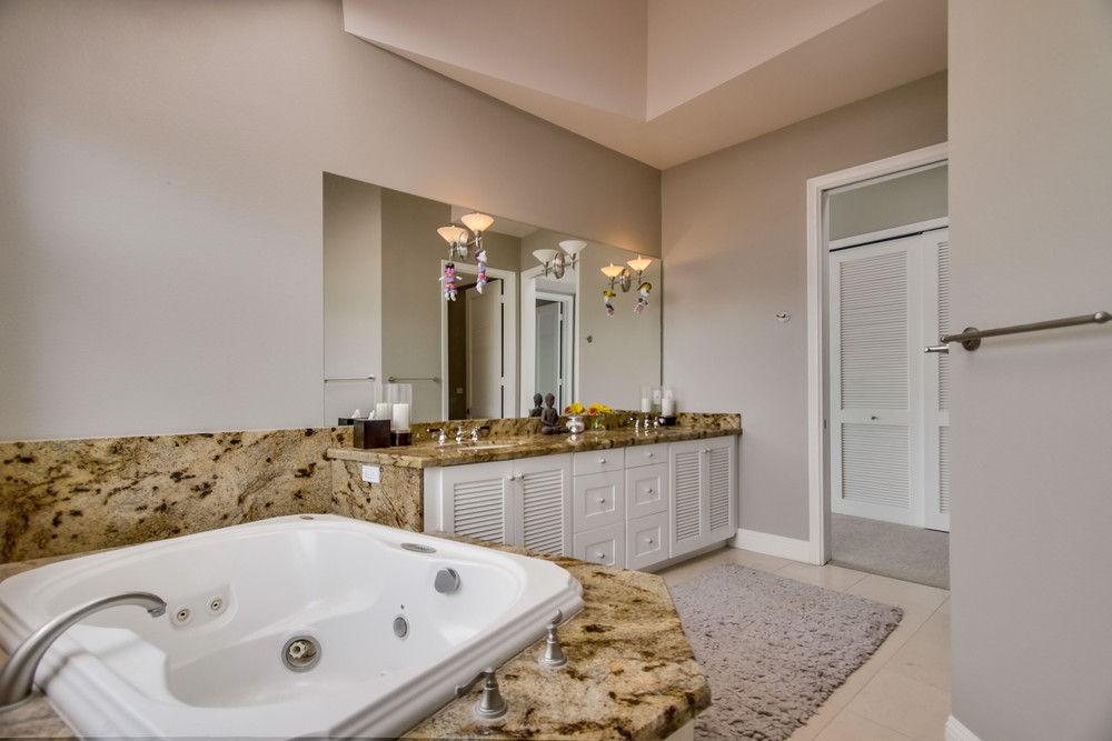 Virtual tour photo 45 of 74 for Bayside Sunrise