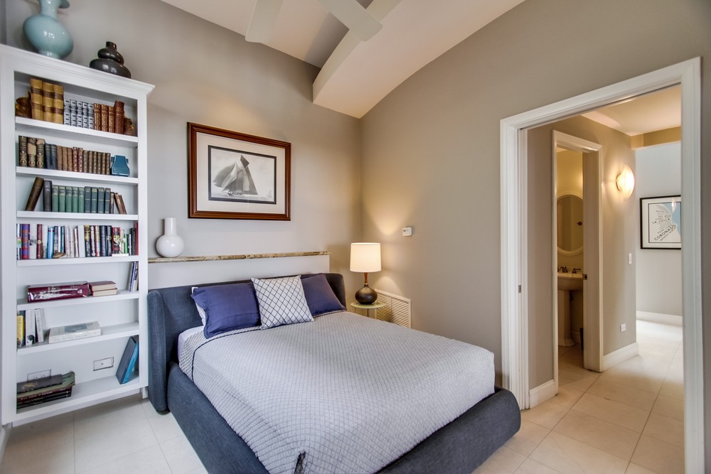 Virtual tour photo 60 of 74 for Bayside Sunrise