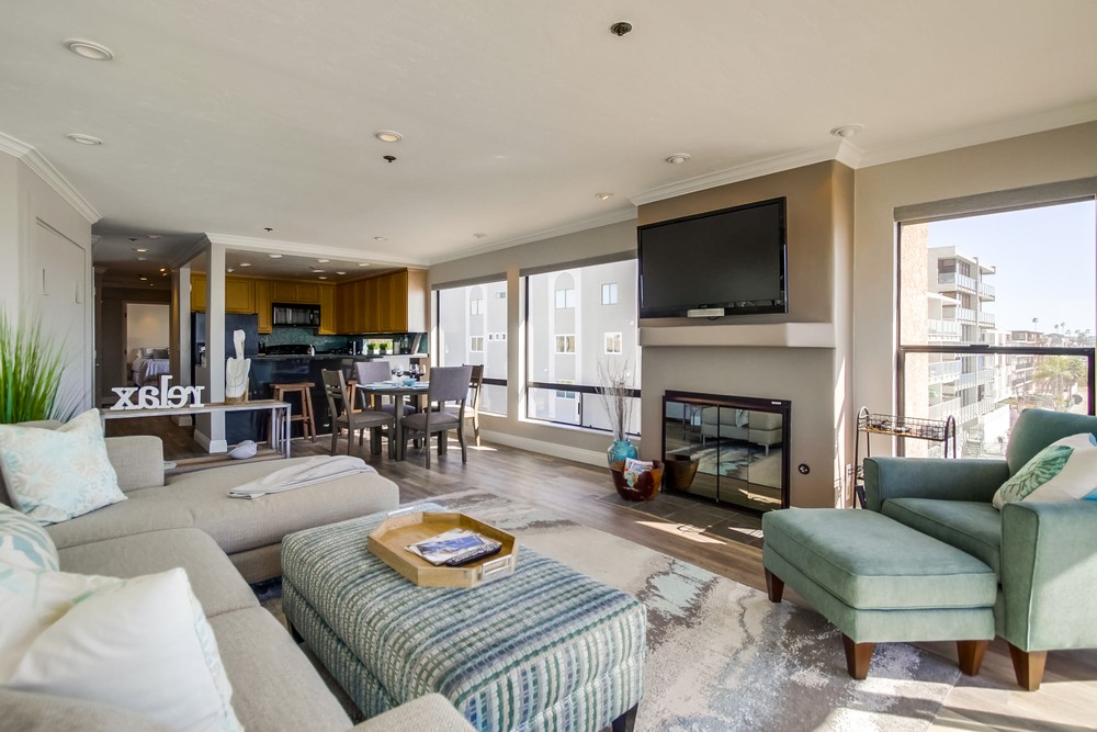 Virtual tour photo 12 of 53 for 3888 Riviera Dr #404