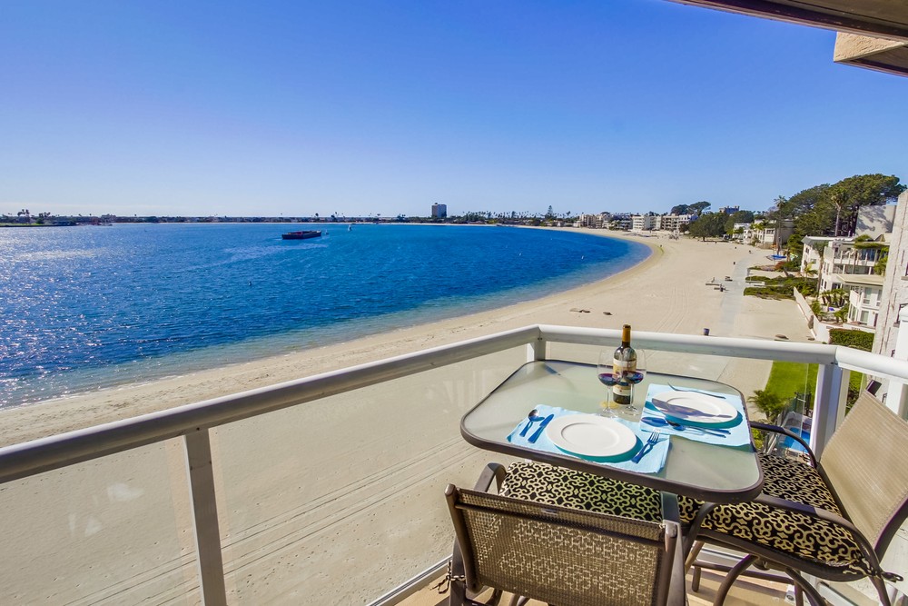 Virtual tour photo 25 of 53 for 3888 Riviera Dr #404