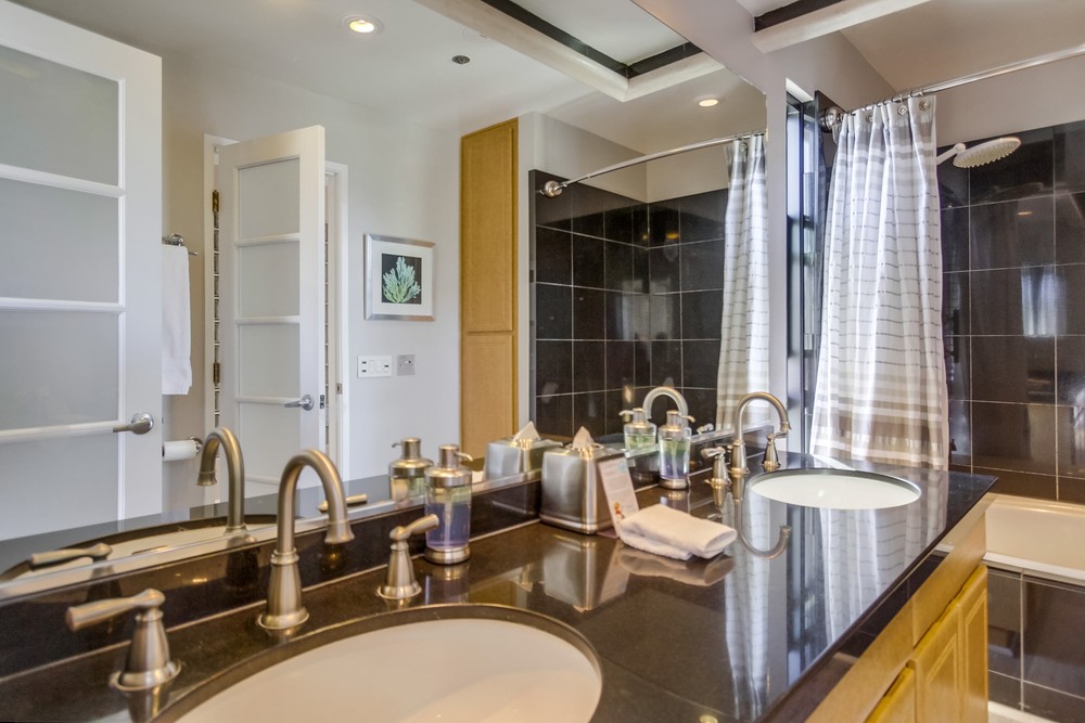 Virtual tour photo 38 of 53 for 3888 Riviera Dr #404