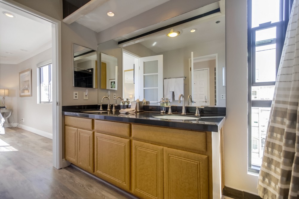 Virtual tour photo 40 of 53 for 3888 Riviera Dr #404