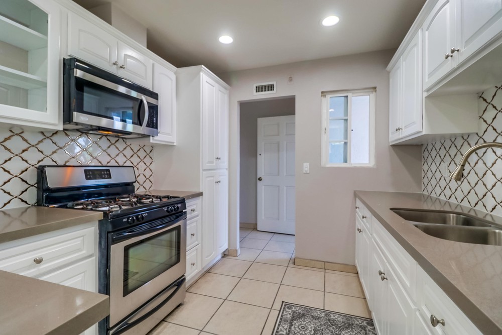 Virtual tour photo 16 of 32 for 2890 Donax Ave