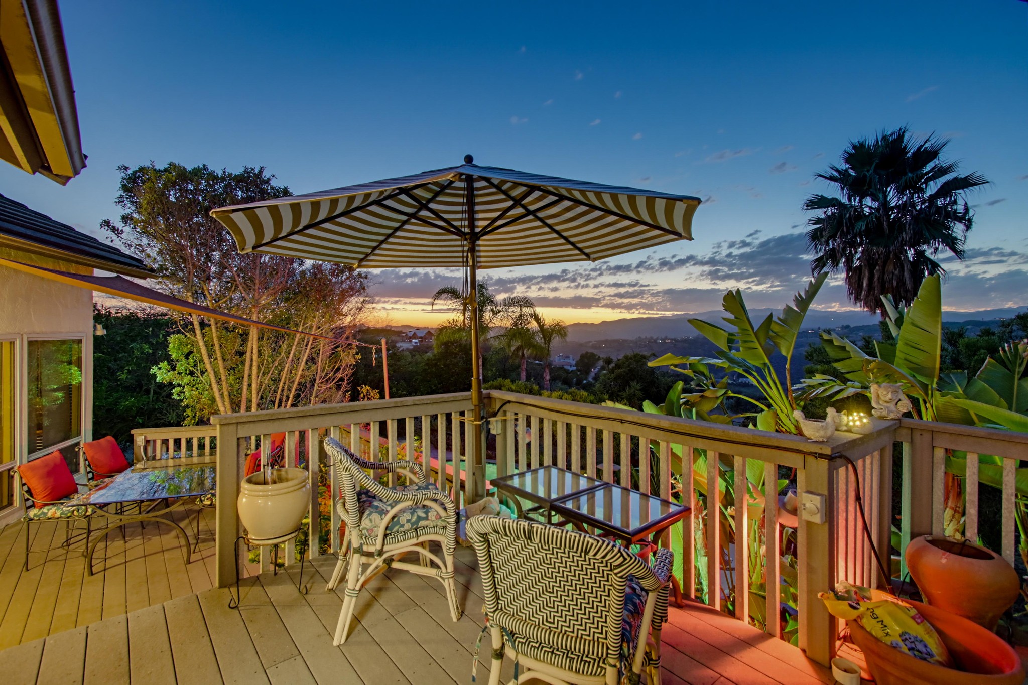 Virtual tour photo 10 of 152 for 2890 Vista Del Rio