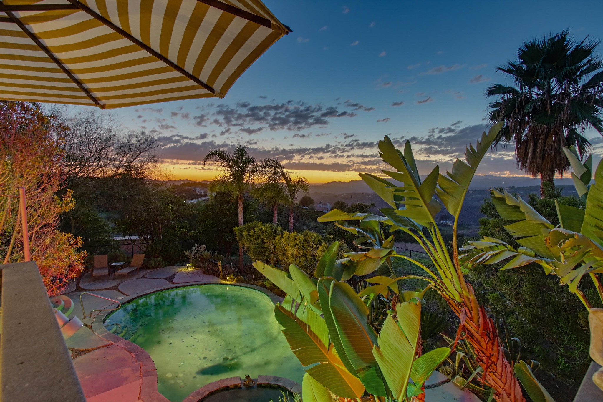 Virtual tour photo 11 of 152 for 2890 Vista Del Rio
