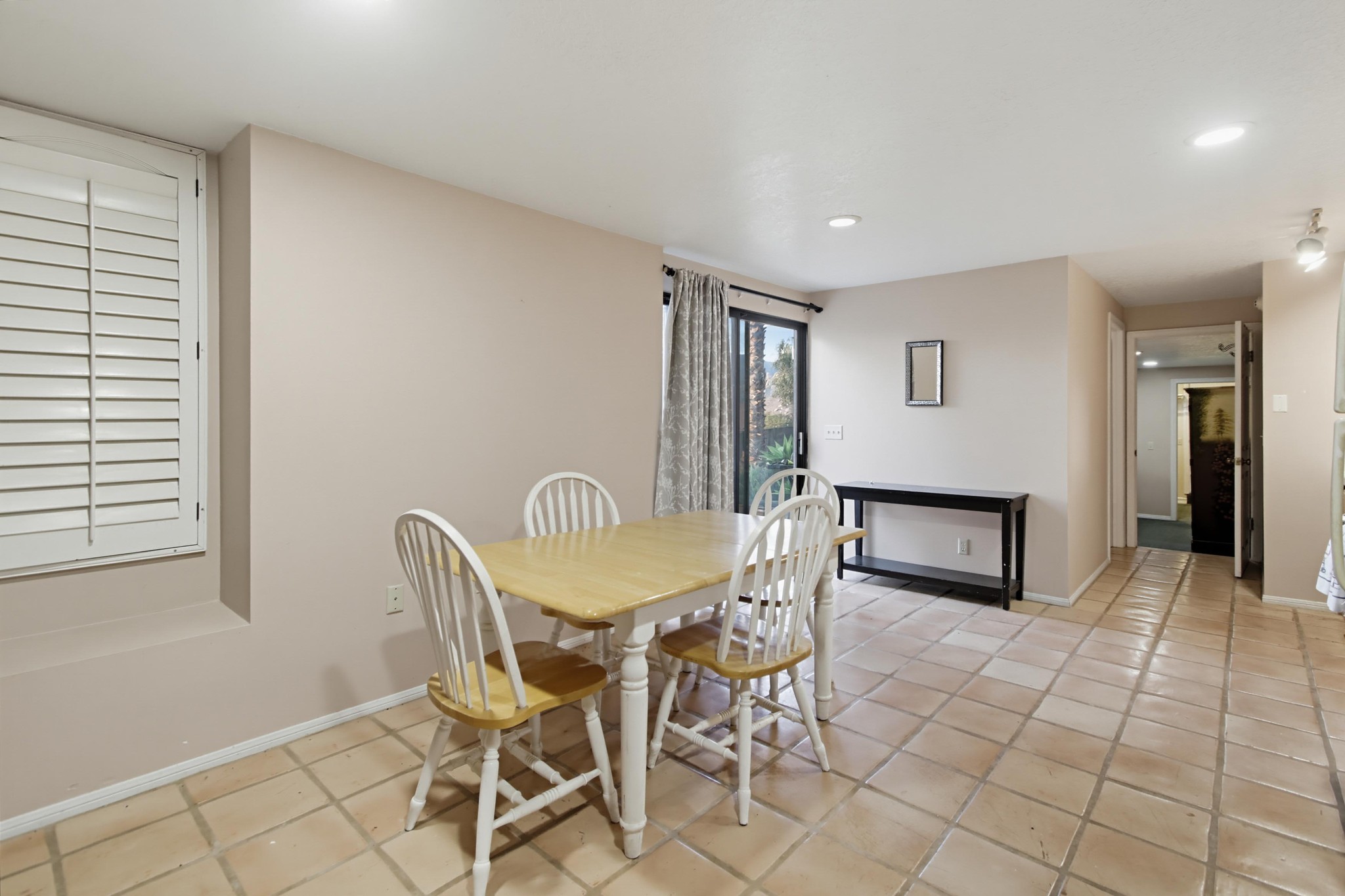 Virtual tour photo 68 of 152 for 2890 Vista Del Rio