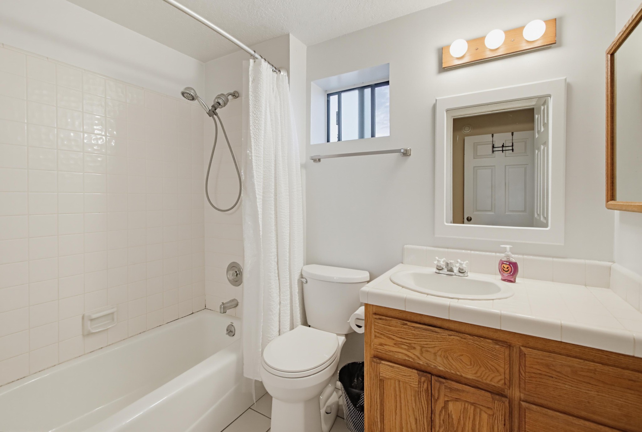 Virtual tour photo 72 of 152 for 2890 Vista Del Rio