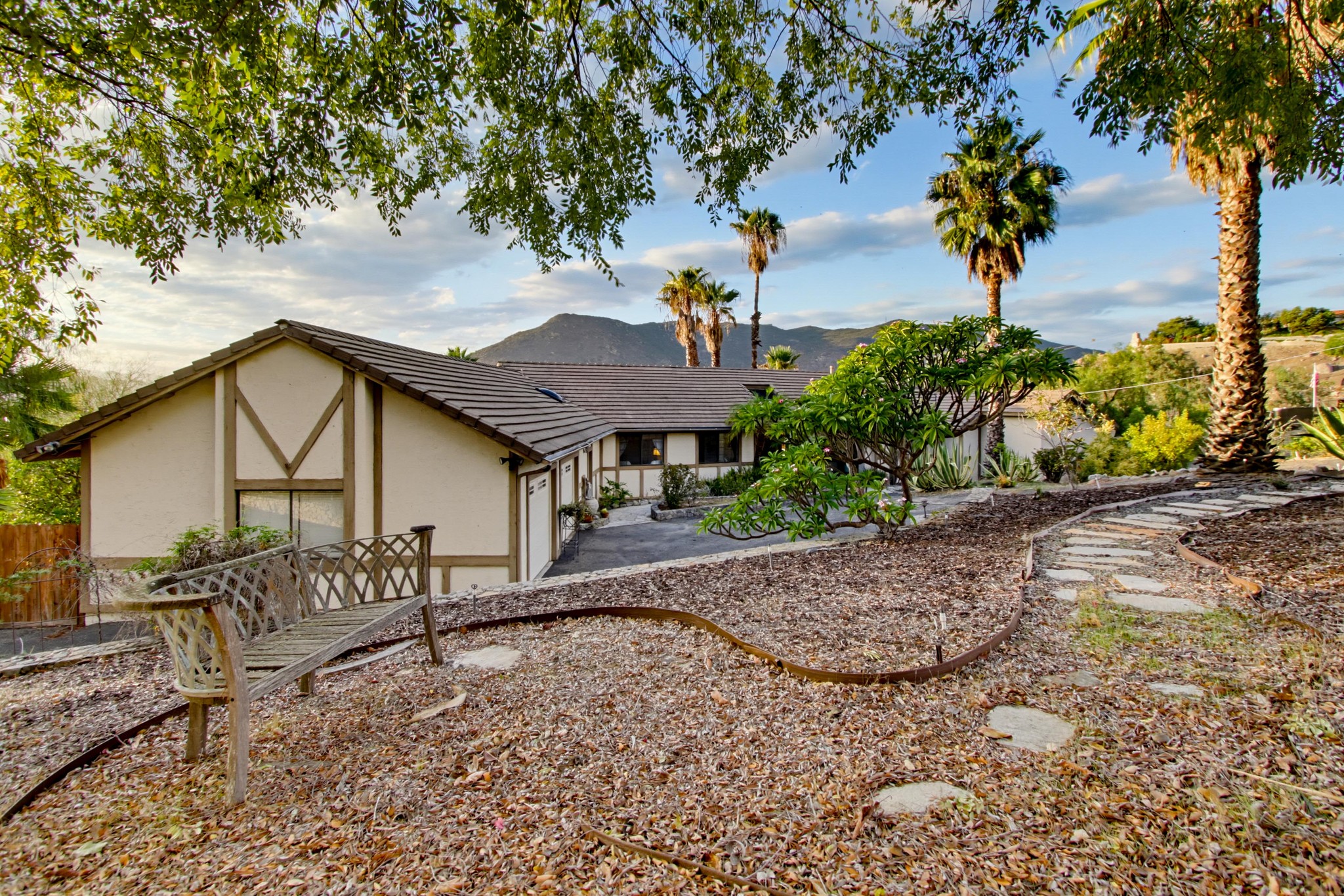 Virtual tour photo 93 of 152 for 2890 Vista Del Rio