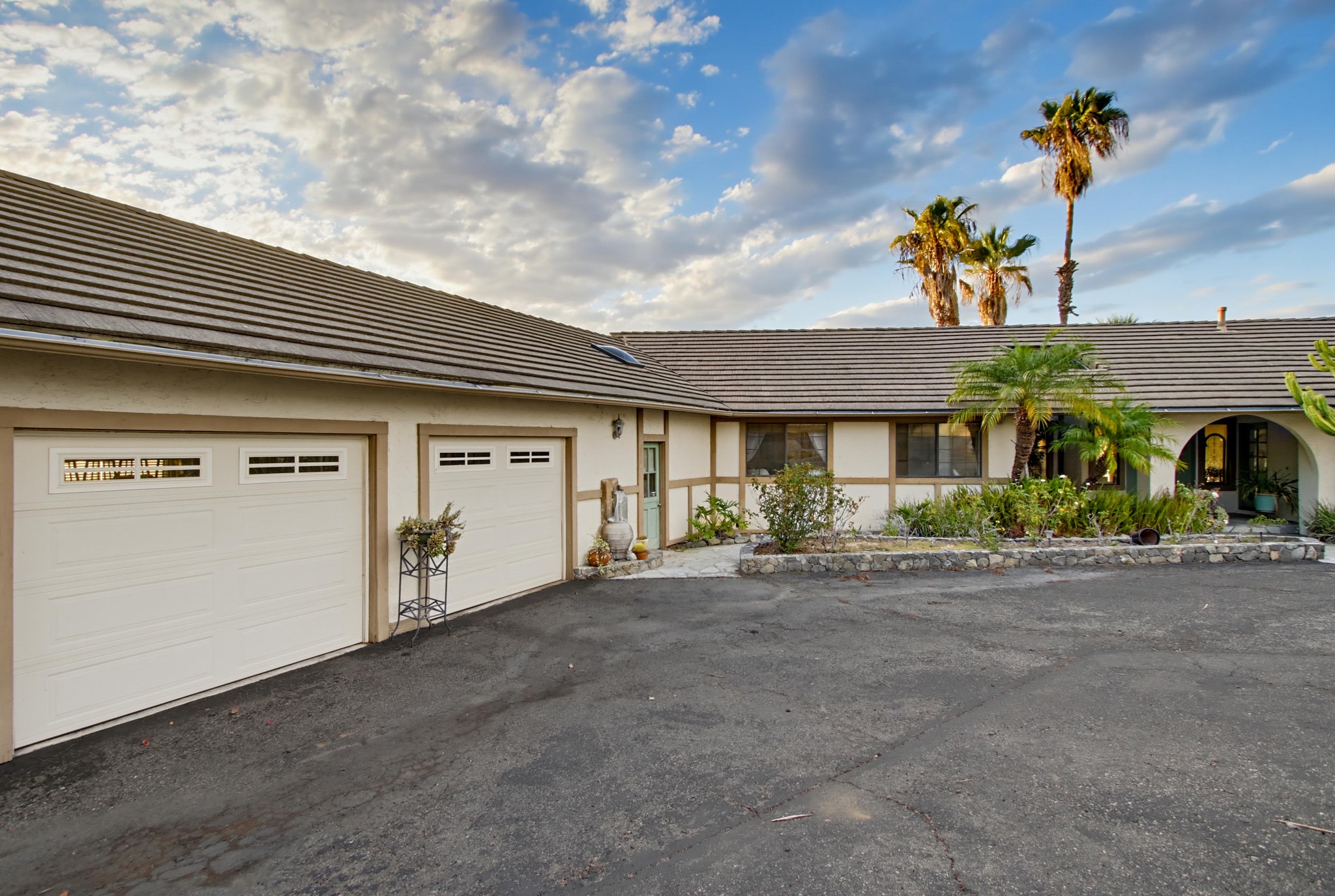 Virtual tour photo 98 of 152 for 2890 Vista Del Rio