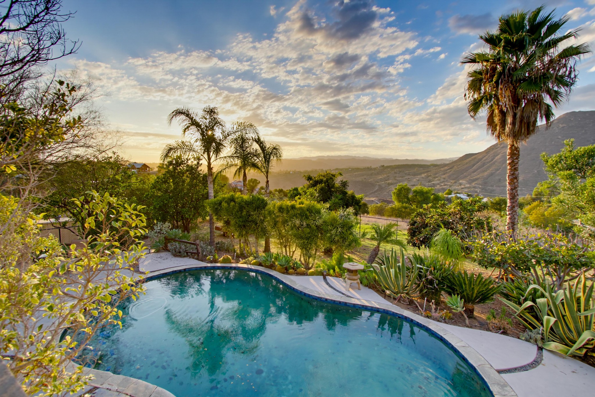 Virtual tour photo 121 of 152 for 2890 Vista Del Rio