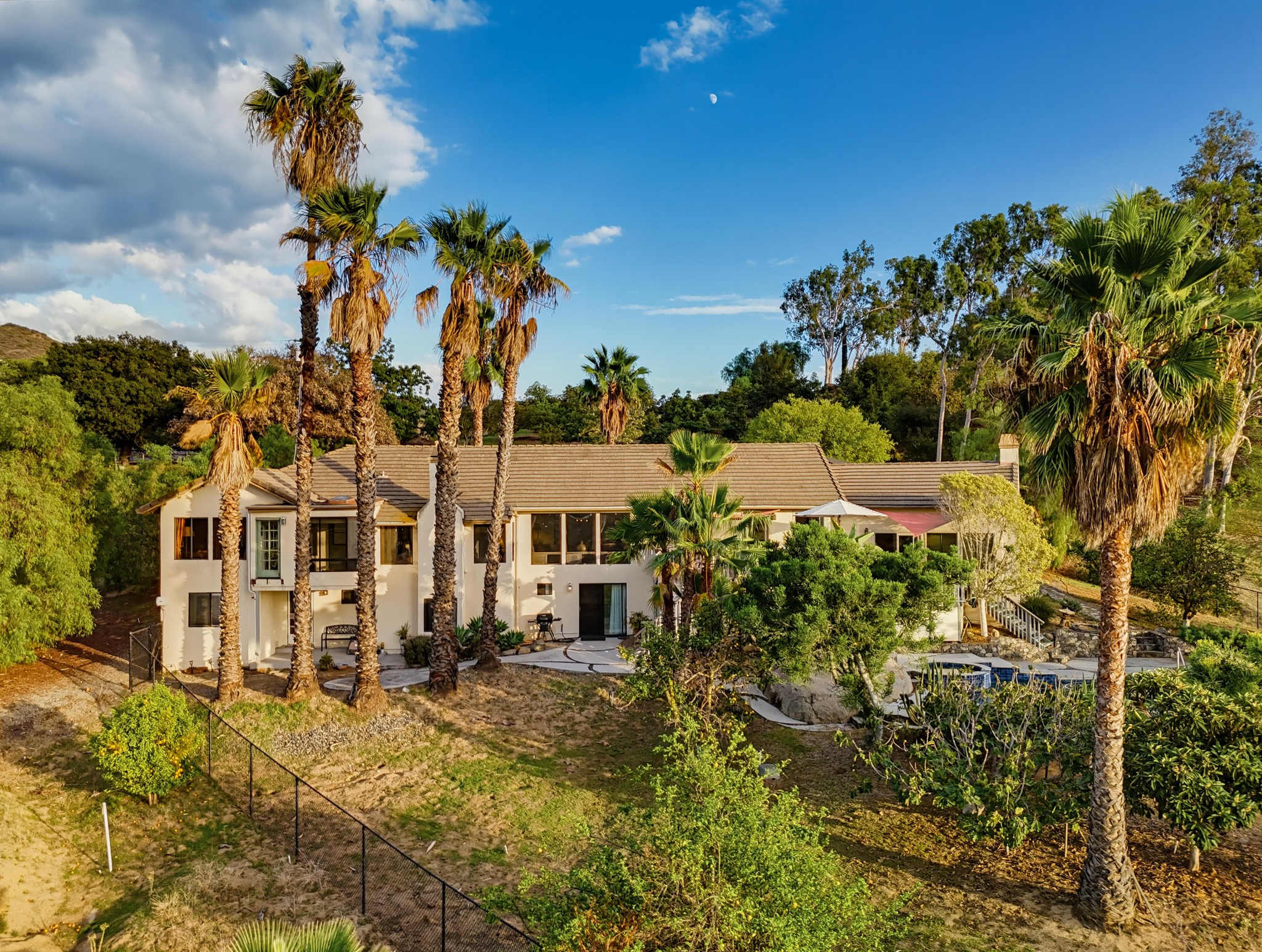 Virtual tour photo 135 of 152 for 2890 Vista Del Rio