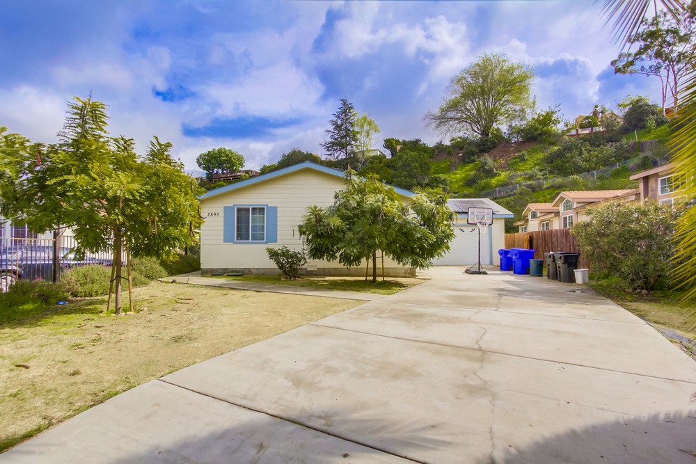 Virtual tour photo 3 of 42 for 2895 Chollas Rd