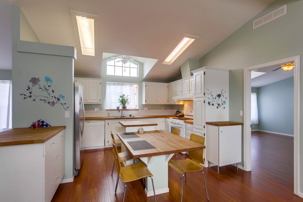 Virtual tour photo 13 of 42 for 2895 Chollas Rd