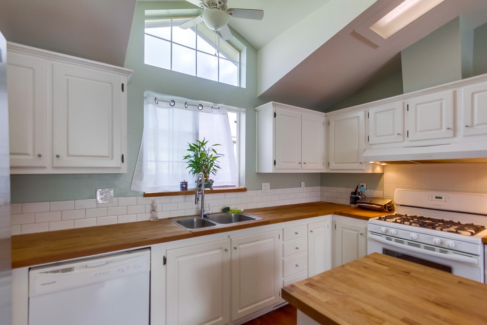 Virtual tour photo 17 of 42 for 2895 Chollas Rd