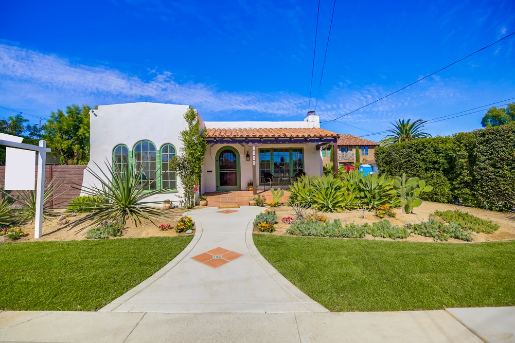 Virtual tour photo 1 of 50 for 2896 Copley Ave