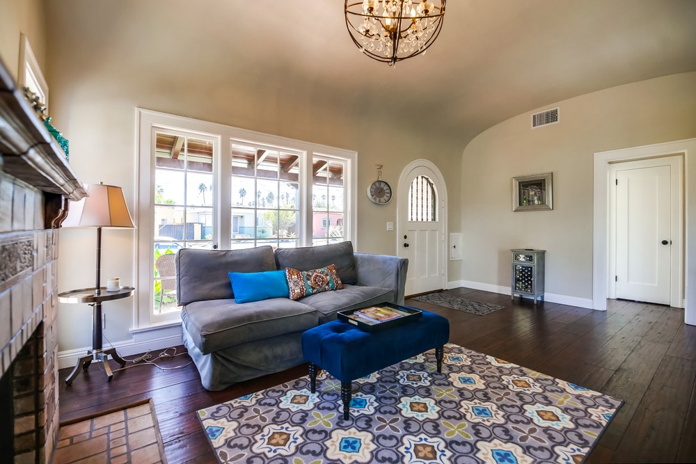 Virtual tour photo 10 of 50 for 2896 Copley Ave